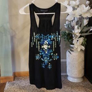 Flowy tank